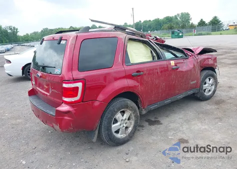 2008 Ford Escape Xlt z USA, uszkodzony, nr VIN 1FMCU03Z78KC83102